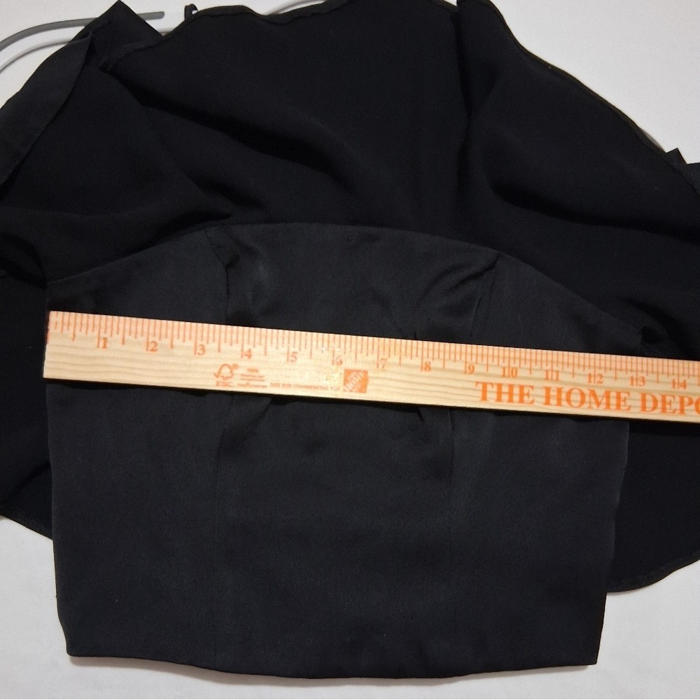 EUC TOPSHOP‎ Sz. 0 Black Ruffled Spagetti Strap Crop Top. - Picture 3 of 7